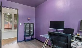 2318 Dorchester Dr, Bartlesville, OK 74006