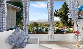 720 Sky Mountain Ln, Alpine, CA 91901