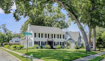 570 N Edgemere Dr, Allenhurst, NJ 07711