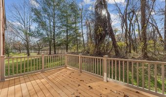 2000 GOLDEN MORNING Dr 32, Bowie, MD 20721