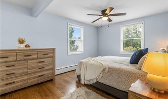 7 Jill Ct, East Providence, RI 02915