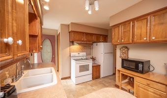 1774 Laurie Dr, Austintown, OH 44511