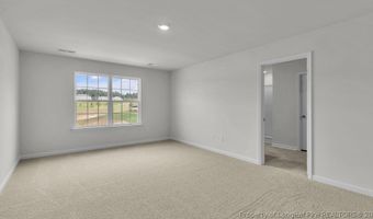 725 Lazy Elm Ln, Aberdeen, NC 28315