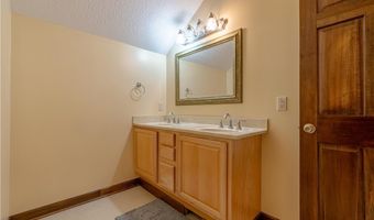 1100 E Bayton St, Alliance, OH 44601