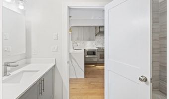 50 Hichborn St 204, Boston, MA 02135