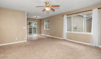 4105 Harris St, Ames, IA 50014