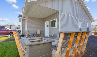 930 Applewood Dr, Buhl, ID 83316