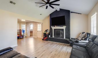827 Carolee Cir, Biloxi, MS 39532