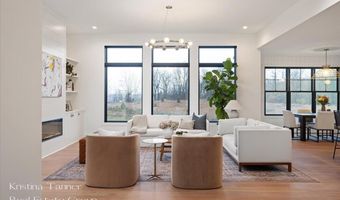 742 Honey Crk, Ada, MI 49301