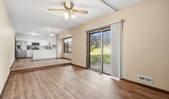 916 Whitney Dr, Apple Valley, MN 55124