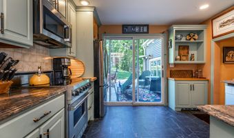 46 Crane Ln, Bethlehem, CT 06751