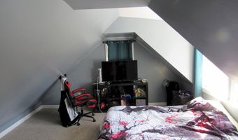 15 Summer St, Anson, ME 04958
