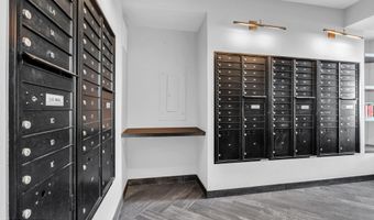 10 Ocean Blvd 4D, Atlantic Highlands, NJ 07716