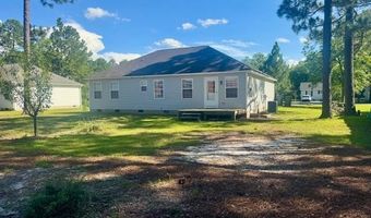 155 Pecan Grove Dr, Aberdeen, NC 28315