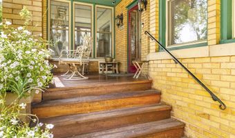1805 ST Clair River Dr, Algonac, MI 48001