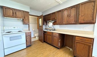 212 4th St NE, Aitkin, MN 56431