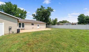 378 Palermo Dr, Ballwin, MO 63021