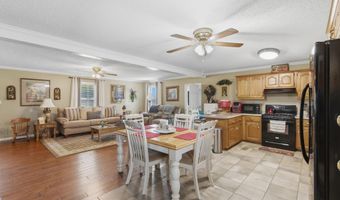 3305 Hustleville Rd, Albertville, AL 35951