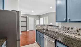 4854 EISENHOWER Ave 447, Alexandria, VA 22304