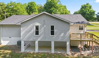 934 E Crothersville Rd, Austin, IN 47102