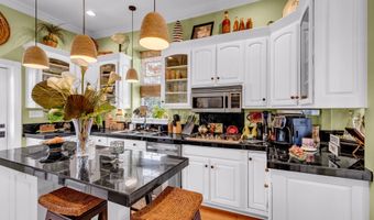 1456 Beach Blvd, Biloxi, MS 39530