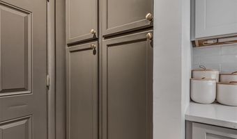 3008 N Tropicana Ave, Bethany, OK 73008