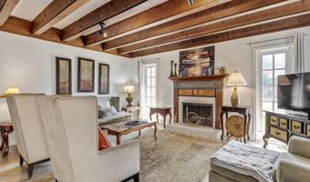 5 Courtyard Cir, Lafayette, LA 70508