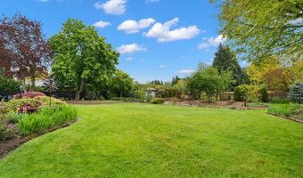 24950 NE AIRPORT Rd, Aurora, OR 97002