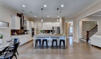 101 Spur Ln, Alpharetta, GA 30009
