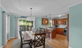 55 Vine St, East Greenwich, RI 02818