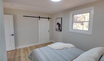 4407 Thadway Dr, Alton, IL 62002