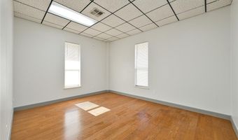 7012 NW 63rd St, Bethany, OK 73008