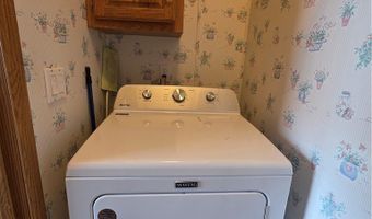 123 Golden Pond, Akron, NY 14001