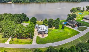 722 Lakeshore Dr, Autaugaville, AL 36003