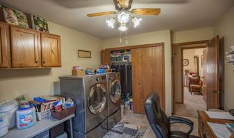122 Parkside Dr, Algona, IA 50511