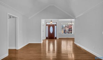 165 Creekside Ln SE, Arab, AL 35016