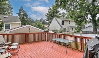 5 HIGH St, Warwick, RI 02886