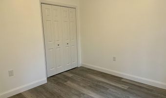 29 Village Cir, Augusta, ME 04330