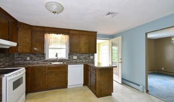767 S Main St, Bellingham, MA 02019