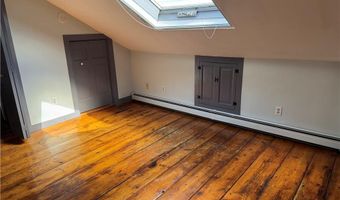 19 King St 4, East Greenwich, RI 02818
