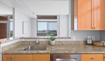 3650 S GLEBE Rd 851, Arlington, VA 22202