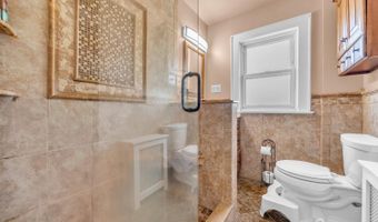 180 Minna Ave, Avenel, NJ 07001