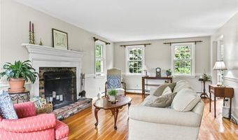 373 Fletcher Rd, North Kingstown, RI 02852