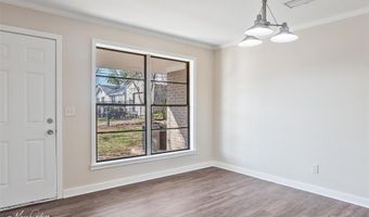 813 Dalzell St, Shreveport, LA 71104