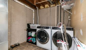 2826 SW Village Cir, Ankeny, IA 50023
