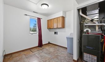 1 B Statesboro Dr, Belle Fourche, SD 57717