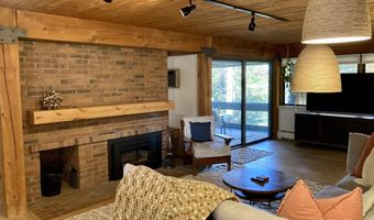 125 Redrock Dr 201, Burlington, VT 05401
