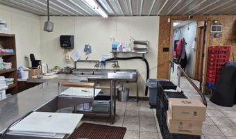 118 S 4TH St, Abbotsford, WI 54405