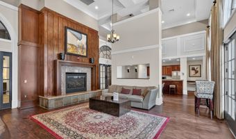 2465 ARMY NAVY Dr 1-202, Arlington, VA 22206