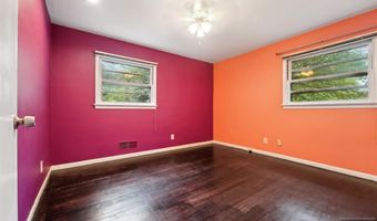 953 Franklin Tpke, Allendale, NJ 07401